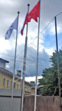 Флаги на высоких секционных флагштоках