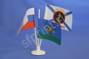 Флажки 4х7 на трехрожковой подставке.